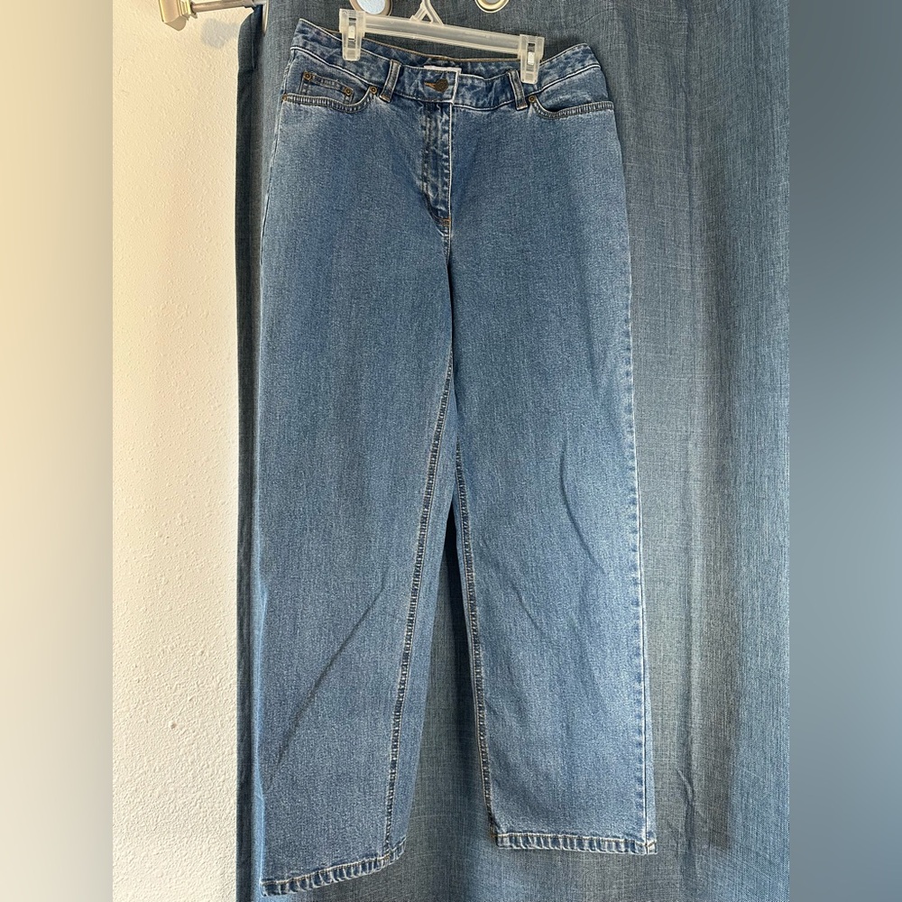 Charter Club Laura Fit size 6P full length straight leg denim jeans pants